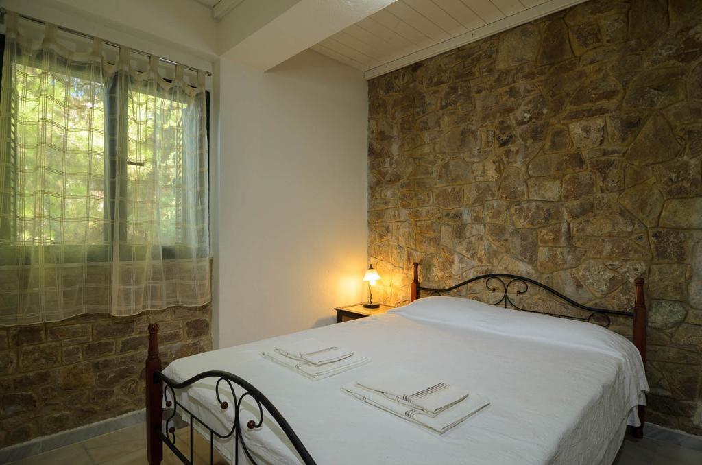 Maria Elena Villas Neos Marmaras Room photo
