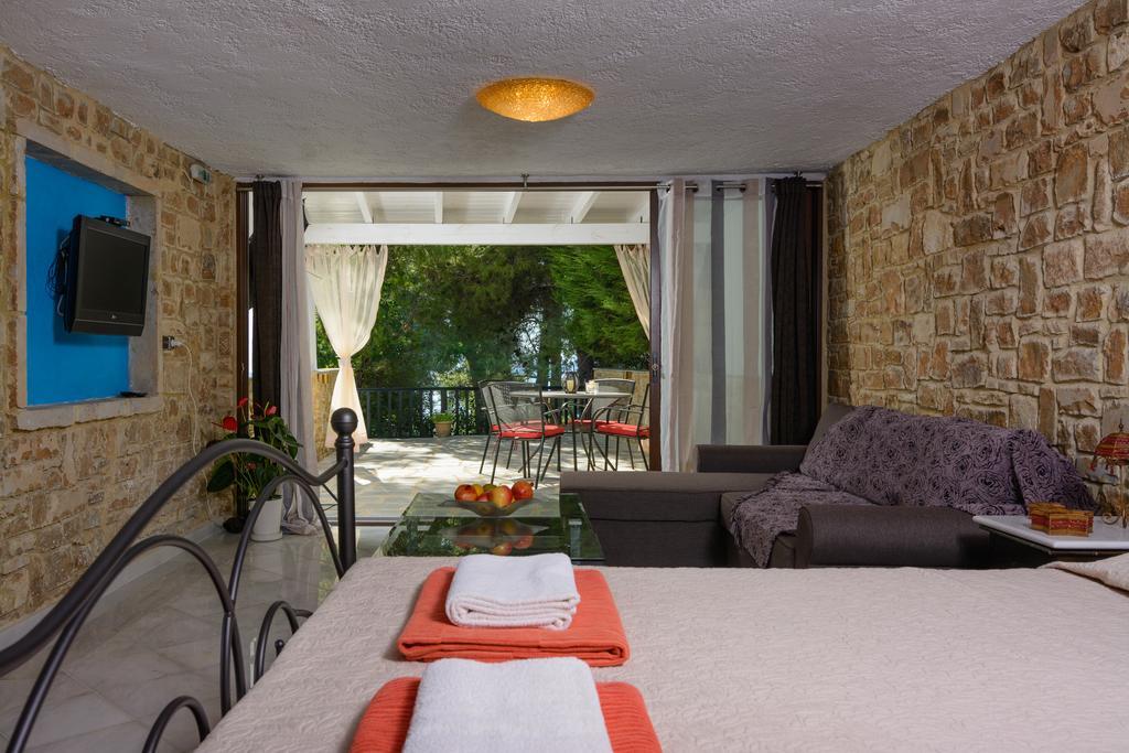 Maria Elena Villas Neos Marmaras Exterior photo