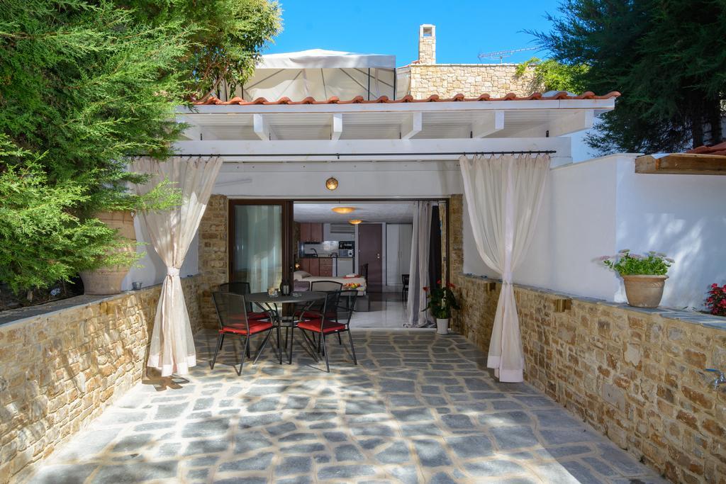 Maria Elena Villas Neos Marmaras Exterior photo